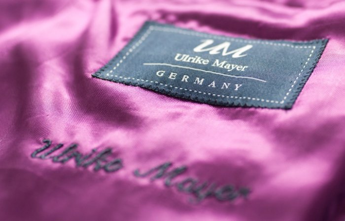 Ulrike Mayer -Farb- und Stilberatung, Stiltipps, Imageberatung, Kleidung und Karriere, Kleidung und Vorstellungsgespräch, Maßkleidung, Maßanzüge, Kleider nach Maß, Maßblusen, Maßhemden, Business Dresscode